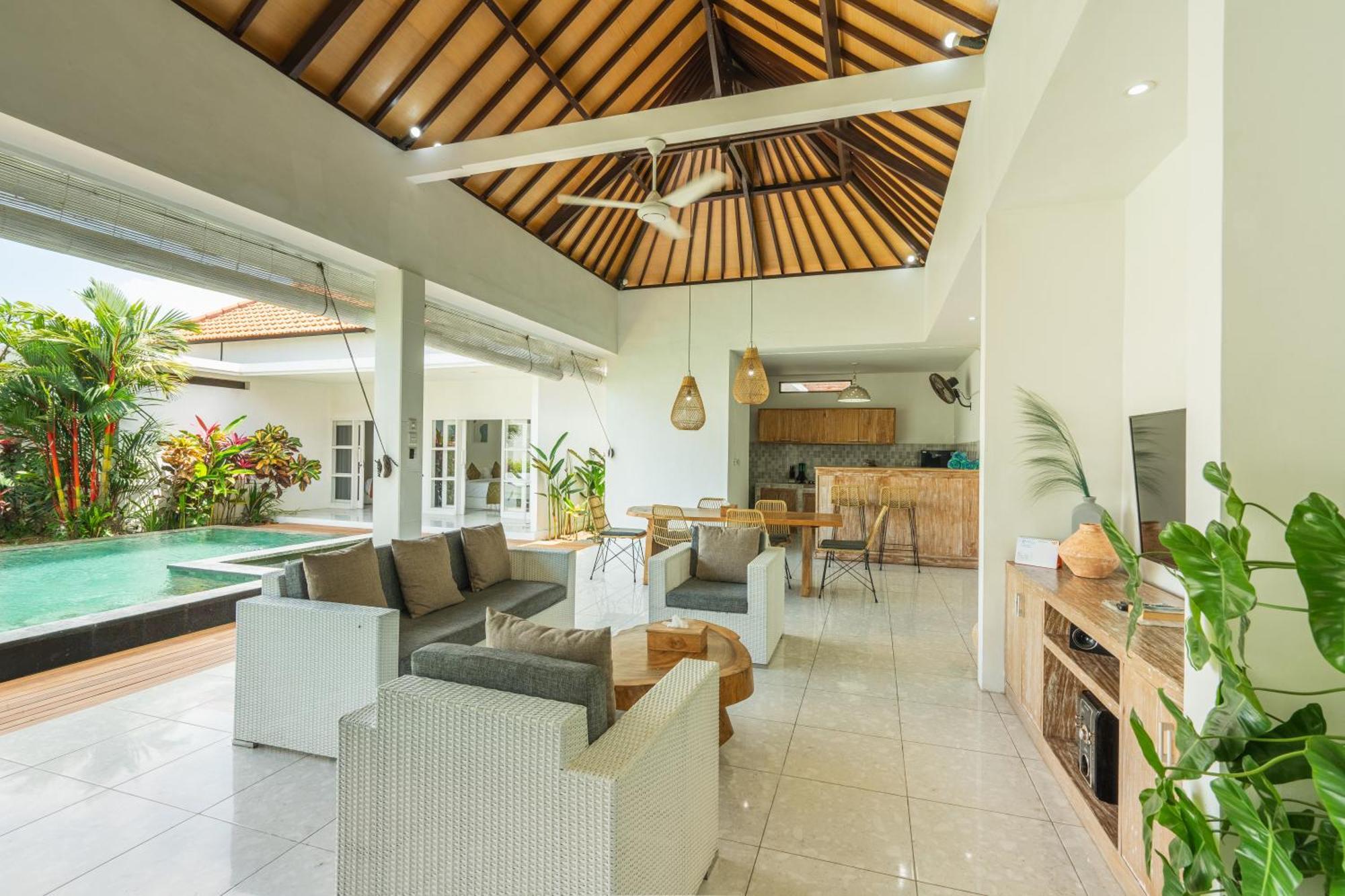 Modern 3 Bedrooms Villa Beach Walking Distance Seminyak Esterno foto